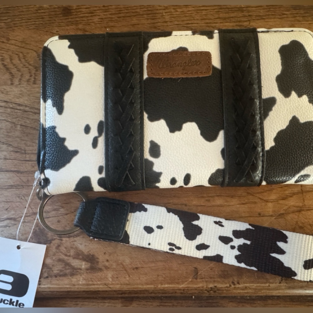 Wrangler Cow Print Wallet with wrist strap NEW WITH TAGS